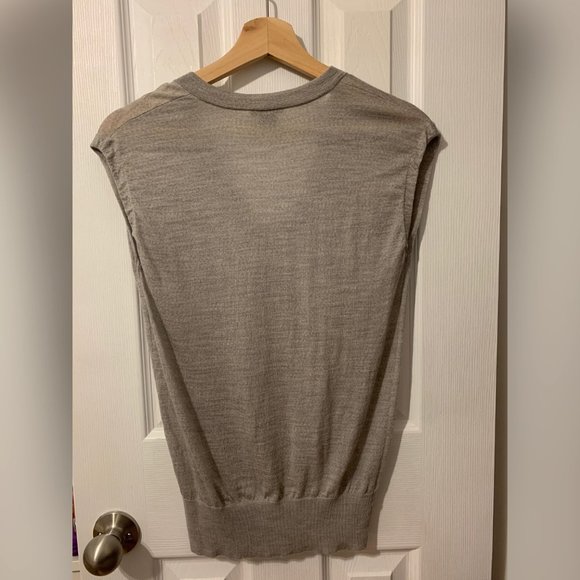 Theory Light Grey Sleeveless Top - Picture 3 of 6